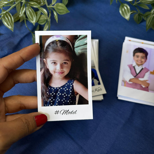 Polaroid Photo - Medium (15 Photos)